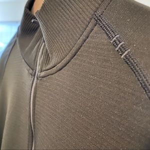 Lululemon men’s surge 1/4 zip pullover black (M)
